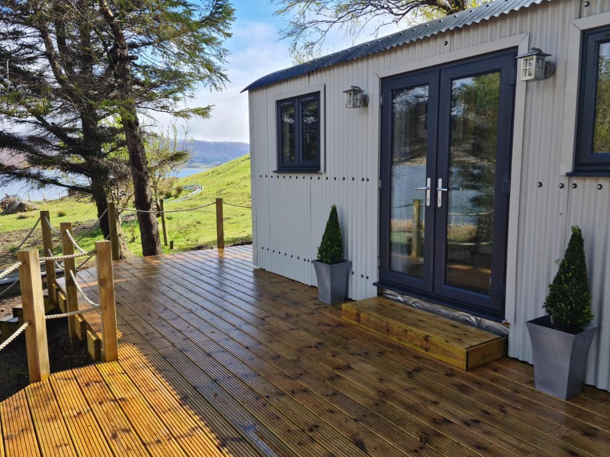 The Bay ,Luxury Shepherds Hut, Dundonnell Екстер'єр фото