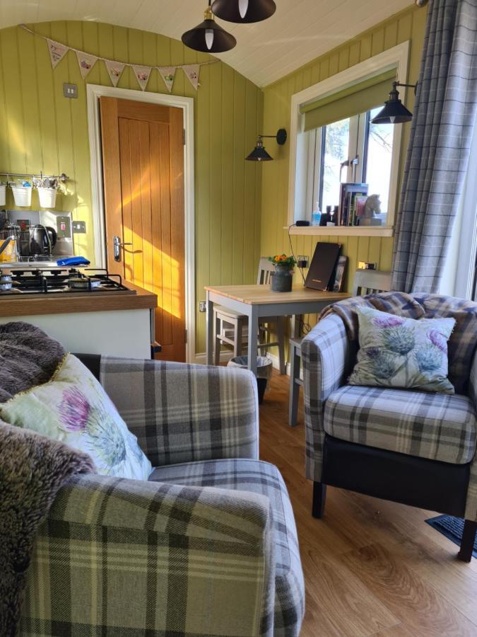 The Bay ,Luxury Shepherds Hut, Dundonnell Екстер'єр фото